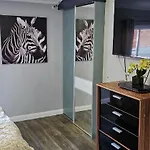 Oxford Road Apartment