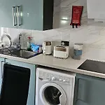 Oxford Road Apartment