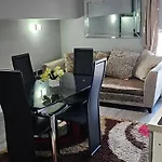 Oxford Road Apartment